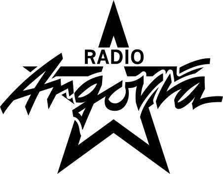 Schwarzes und weißes Logo mit dem Schriftzug Radio Angora über einem großen, stilisierten Stern. Das Wort Radio steht in Großbuchstaben oben, und Angora steht in einer fetten Schriftart über dem Stern.