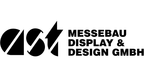 Logo für AST Messebau Display & Design GmbH. Die linke Seite zeigt eine fette, stilisierte ast-Abkürzung in Schwarz, während die rechte Seite den Firmennamen in schwarzen Großbuchstaben auf hellem Hintergrund zeigt.
