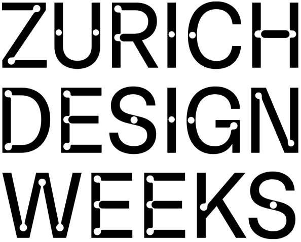 Das Bild ist völlig schwarz, und es sind keine Objekte, Formen oder Merkmale zu erkennen.